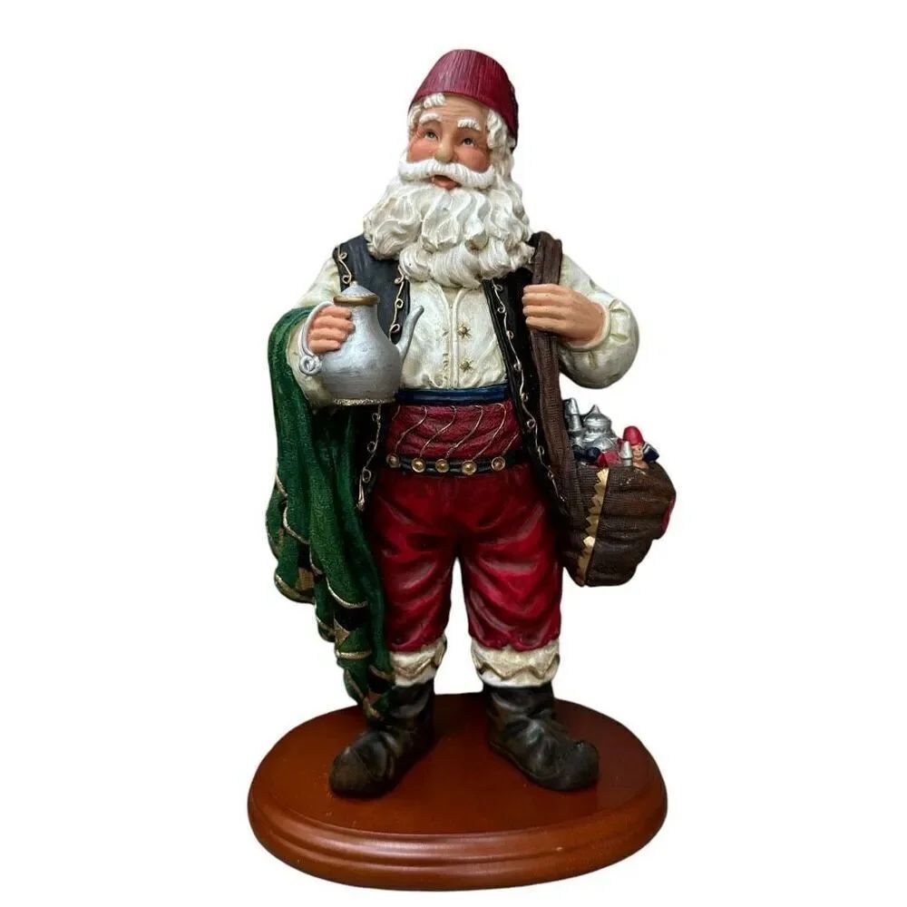 Dillard's Trimmings Vintage International Santa Figurine country Turkey 8” tall